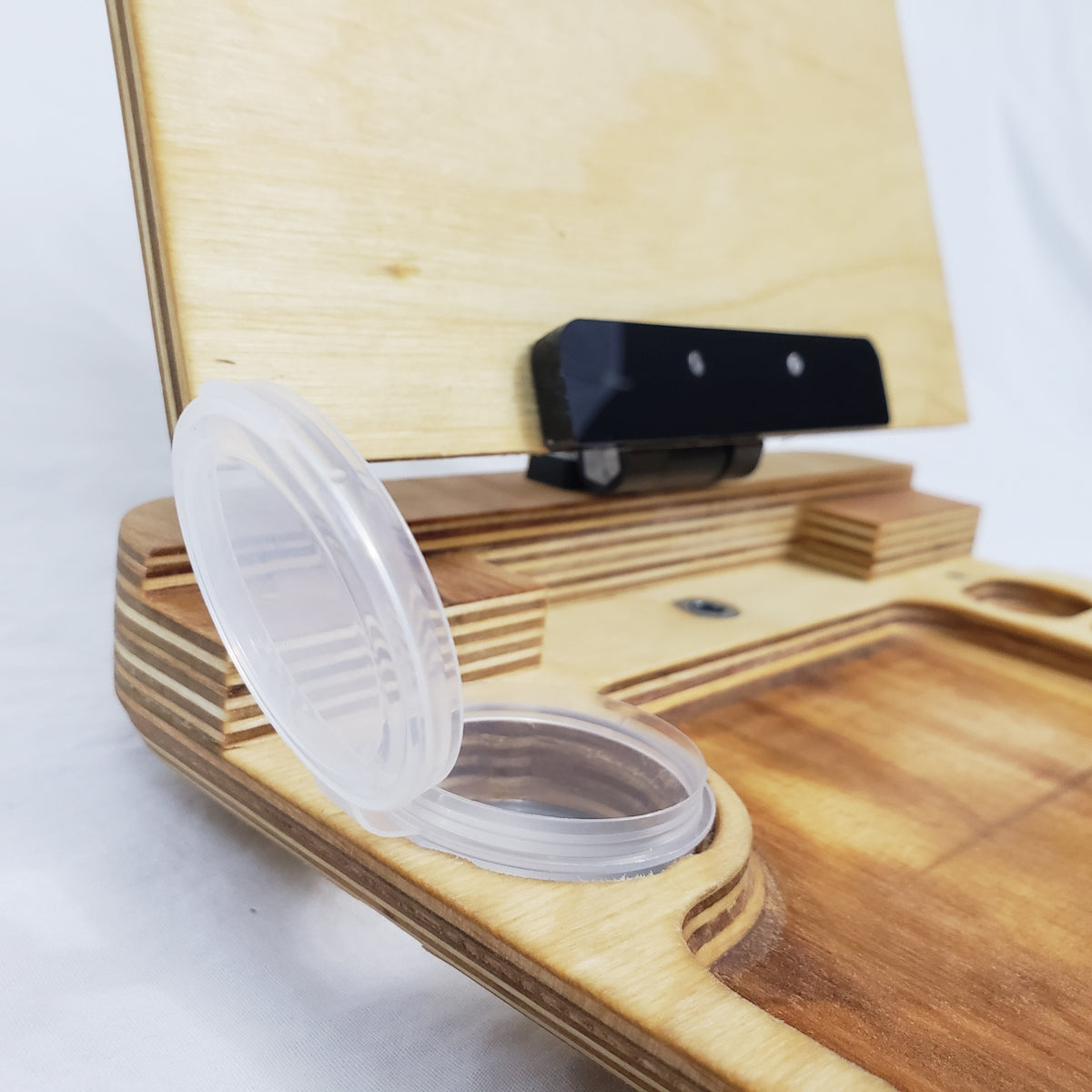 How Cup Easels started