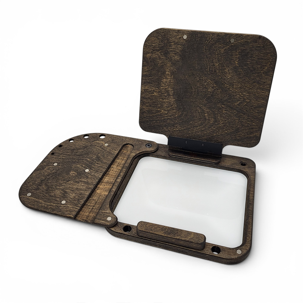 Left-handed Lite Easel Oil Kit from Cup Easels Inc., compact art supplies with adjustable wooden easel and oil painting accessories.