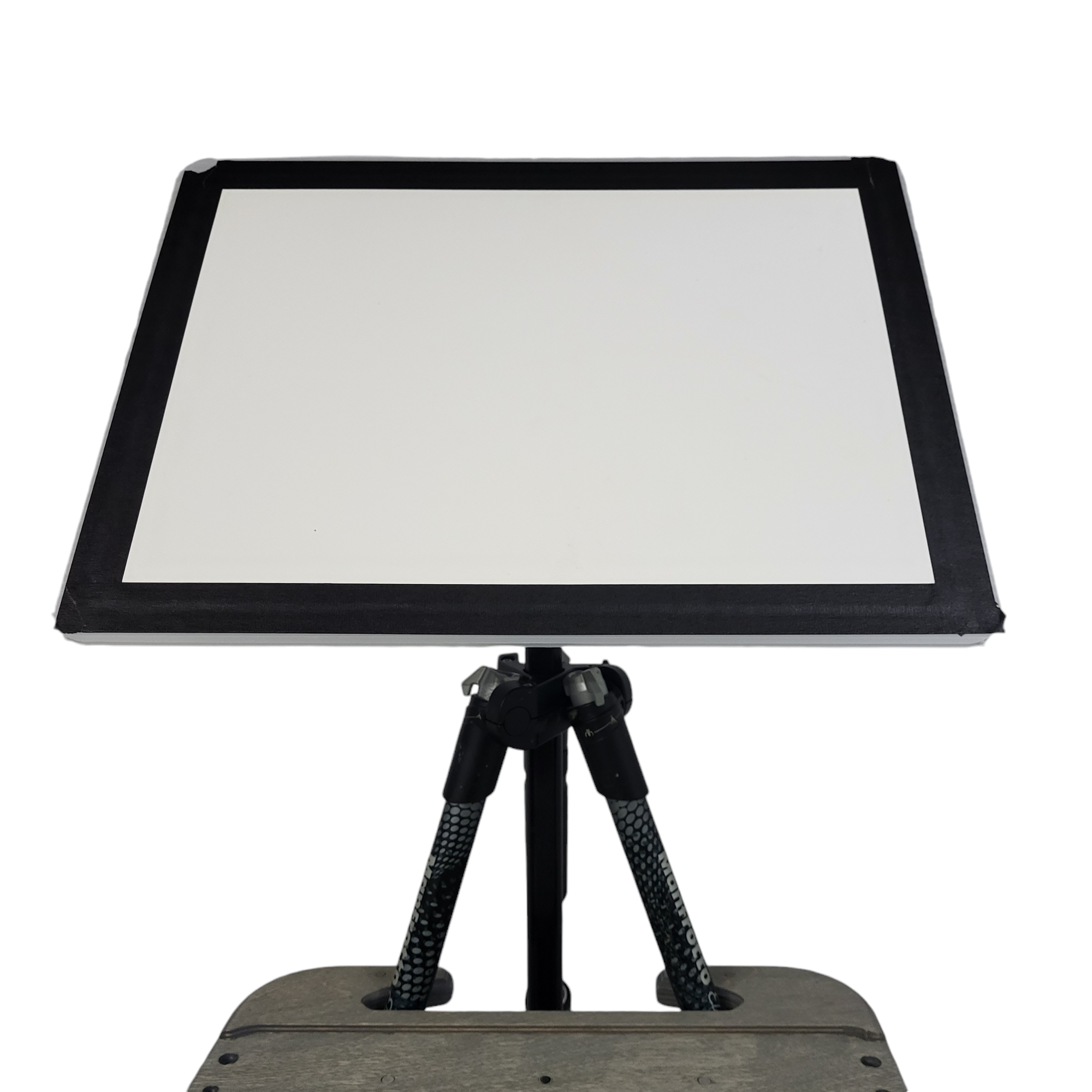 Quarter sheet carrier for art supplies by Cup Easels Inc., showing a sturdy carrying case for quarter-sized art sheets.